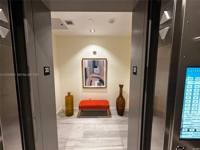 Foto del edificio - 480 NE 31st St