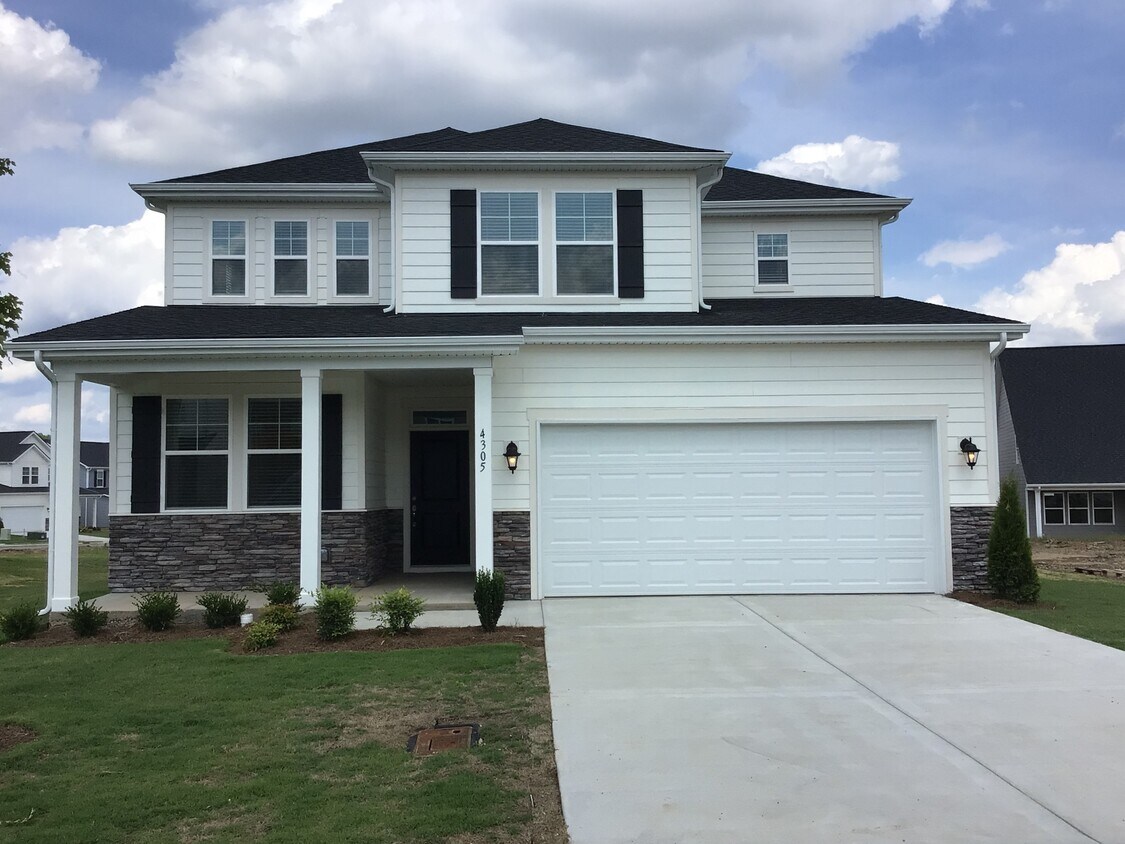 Foto principal - 4305 Spregan Way