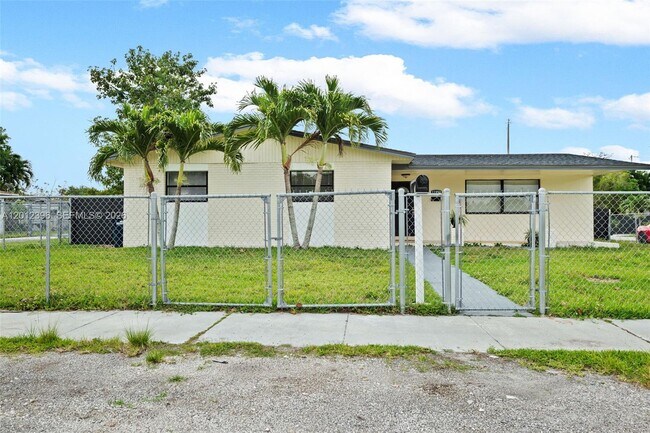 Foto del edificio - 11950 SW 199th St