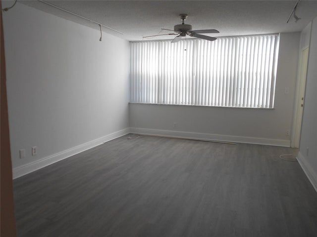 Foto del edificio - 2781 Taft St