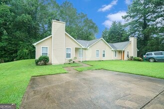 Building Photo - 1238 McPherson Ln