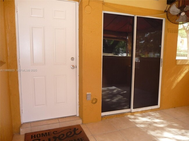 Foto del edificio - 13904 SW 65th Terrace