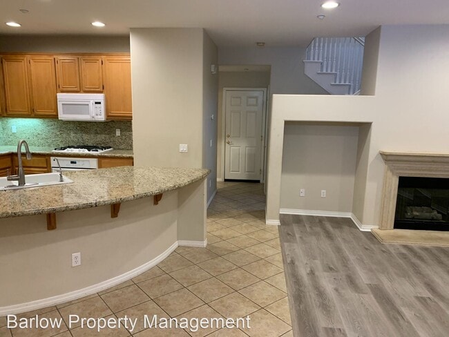 Building Photo - 4 br, 3.5 bath House - 3322 Ivy Garden Court