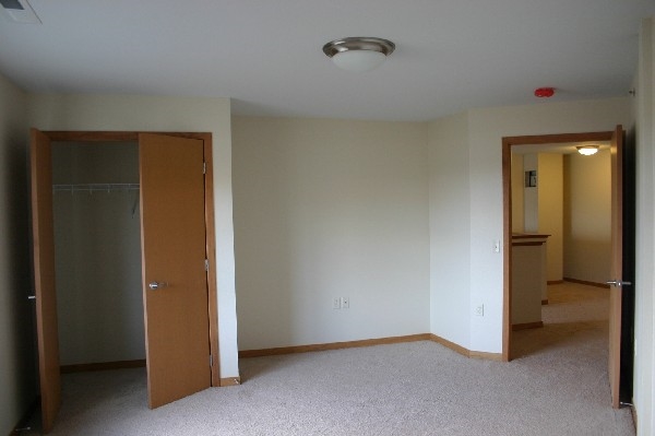 Bedroom - Sibley Park Apartments