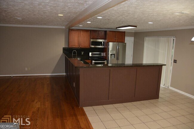Building Photo - 109 Scatterfoot Dr