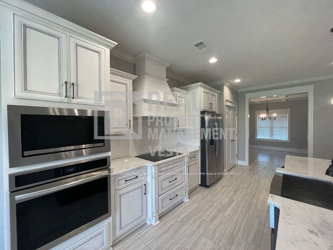 Foto principal - Stunning Newly Built Home in Warner Robins