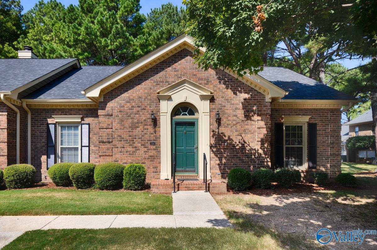 Foto principal - 324 Inverness Dr SW
