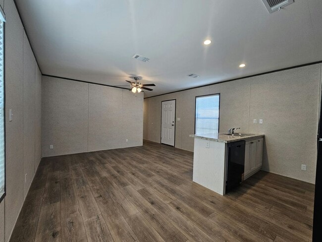 Foto del edificio - 1022 Myakka Dr