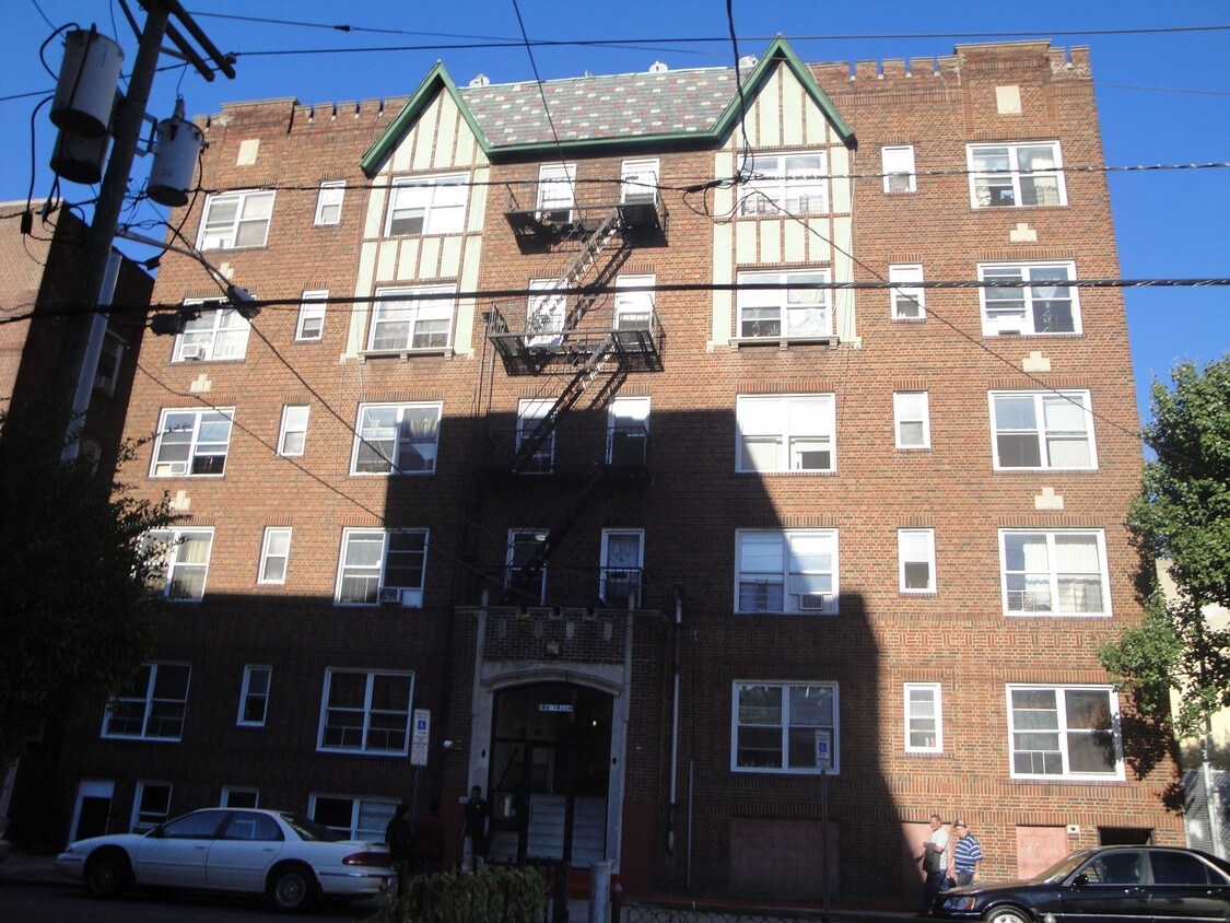 Primary Photo - 160 Vroom St