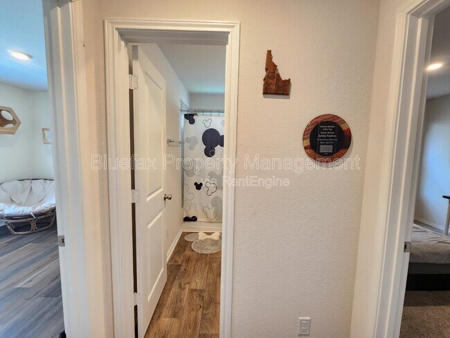 Foto del edificio - 6619 Dynamic Sound