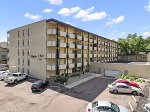Building Photo - 777 Saturn Dr