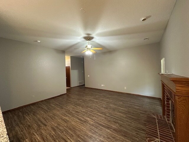 Foto del edificio - 6605 NW 133rd St