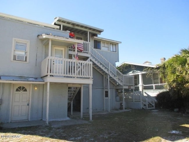 Building Photo - 33 S Grandview
