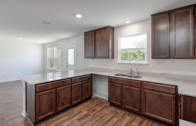 Building Photo - 3258 Comanche Crossing