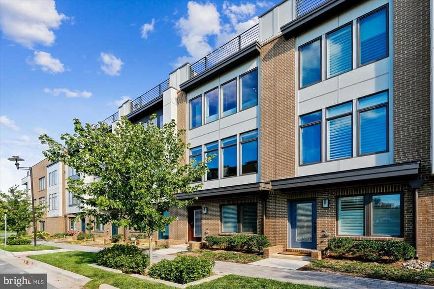 Photo - 8052 Red Hook Street Unit