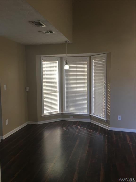 Building Photo - 6400 Chaprice Ln