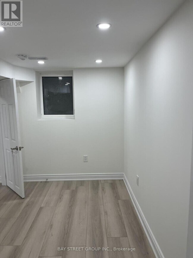 Photo du bâtiment - 114 Mill St N