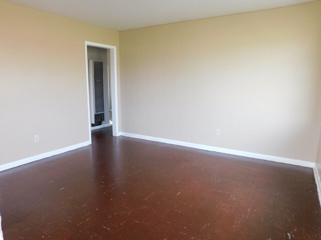 Building Photo - 1521 22nd St Ensley
