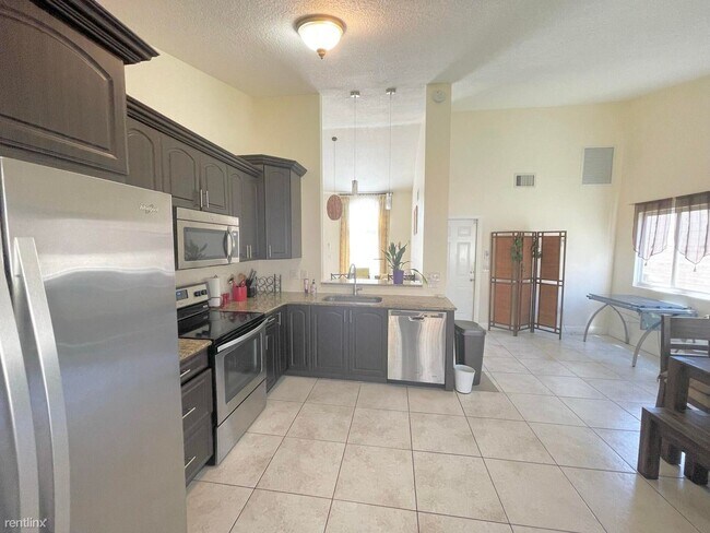 Foto del edificio - 3 br, 2 bath House - 8415 Dynasty Dr
