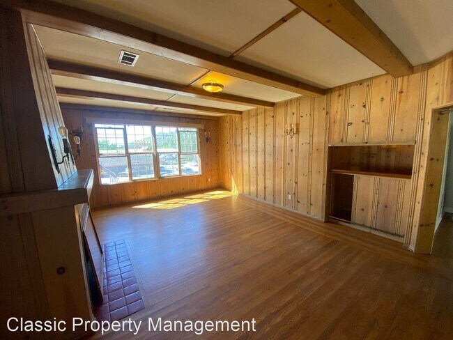 Foto del edificio - 3 br, 2 bath House - 4988 7th St