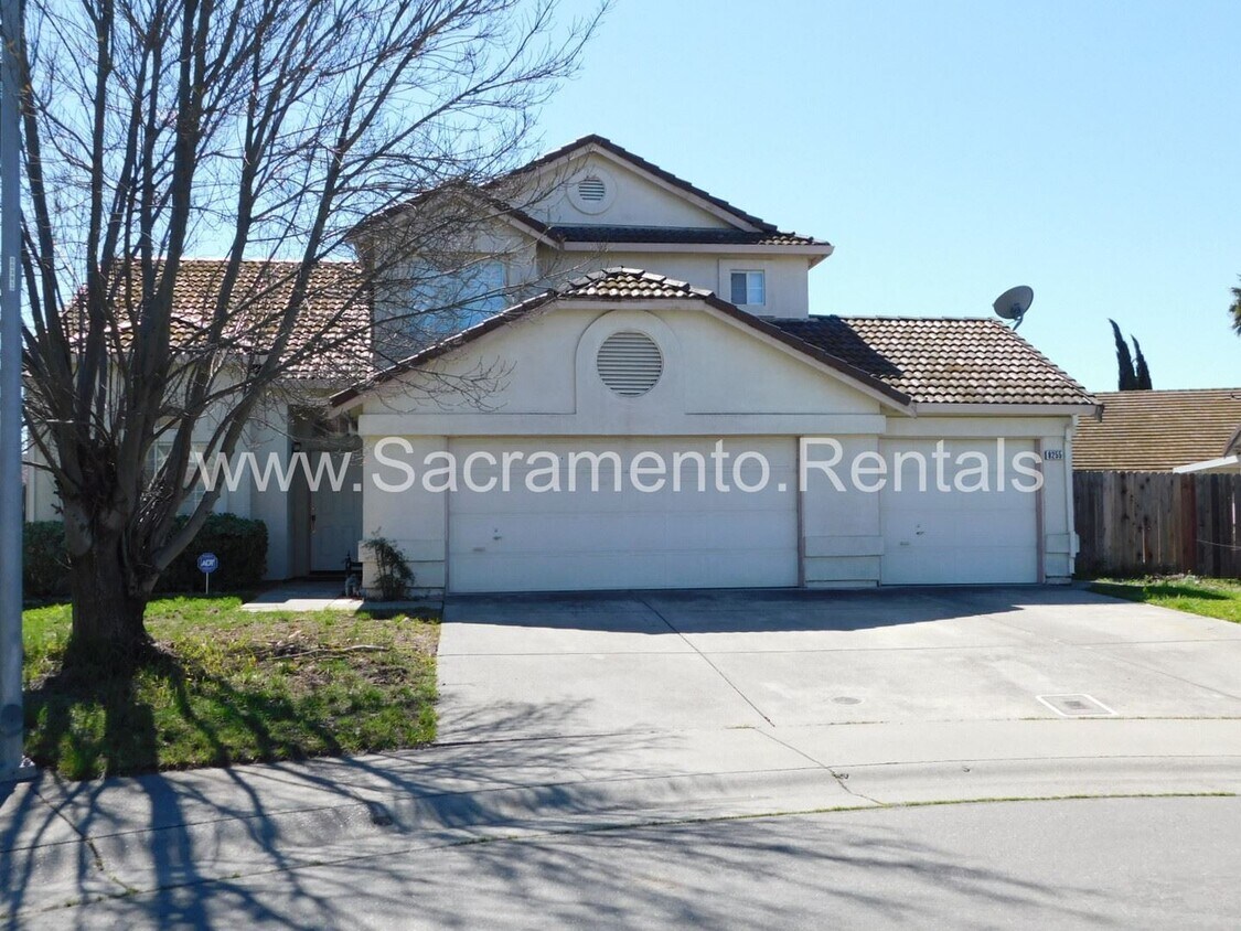 Building Photo - 4 br, 3 bath House - 8255 Sunny Creek Way