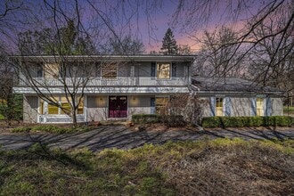 Building Photo - 6760 Orinoco Cir