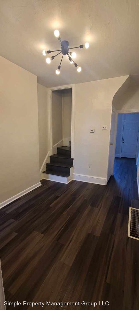 Foto del edificio - 3 br, 1 bath House - 841 Church Street
