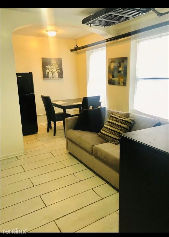 7456 S South Shore Dr, Chicago, IL 60649 Room for Rent in Chicago, IL