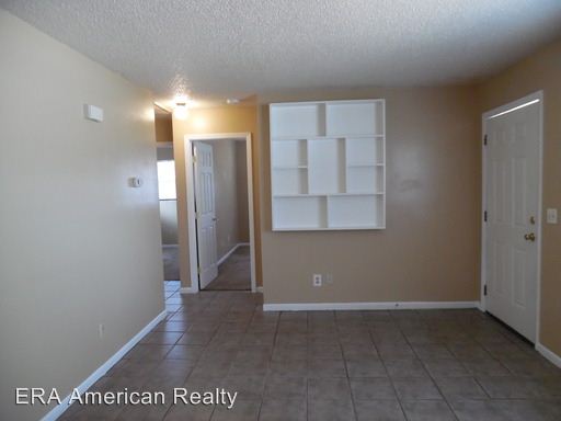 Building Photo - 7635 W Fern Pl