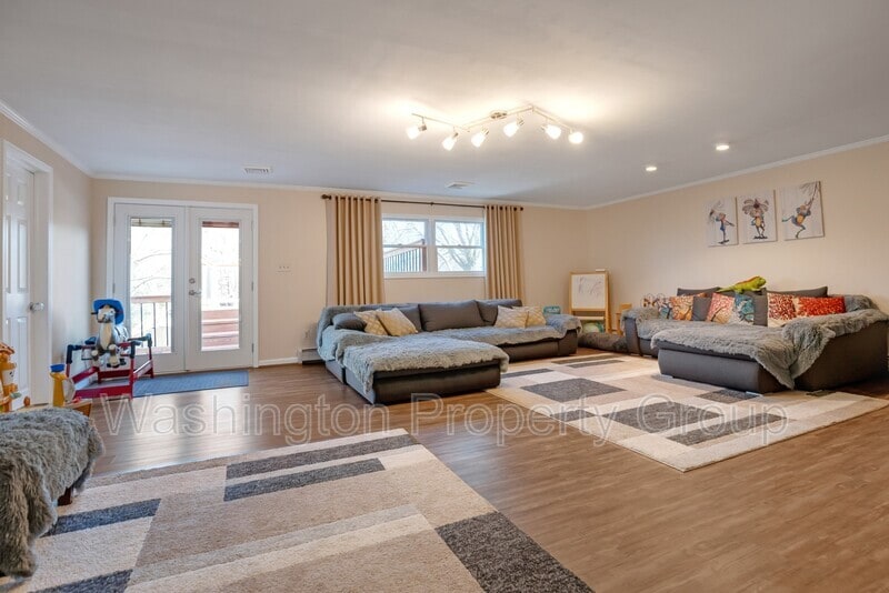 Photo - 3402 Little Hunting Creek Dr