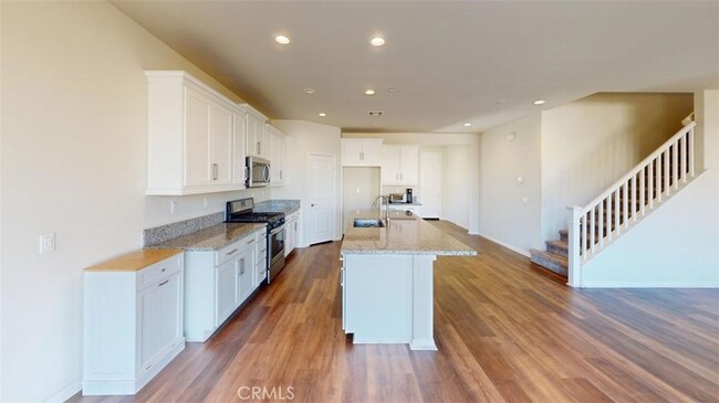 Building Photo - 7810 Poppy Ln