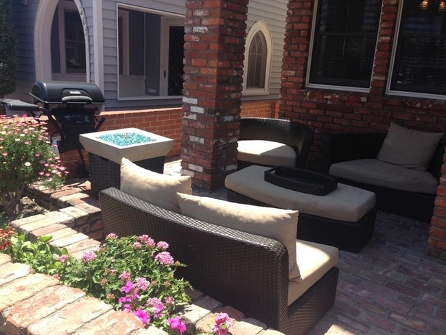 Building Photo - 9 MO WINTER RENTAL  2 bed 2 bath apartment