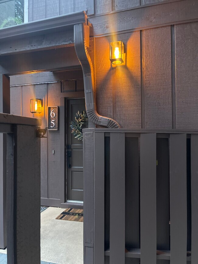 Foto del edificio - 65 Cobblestone Creek