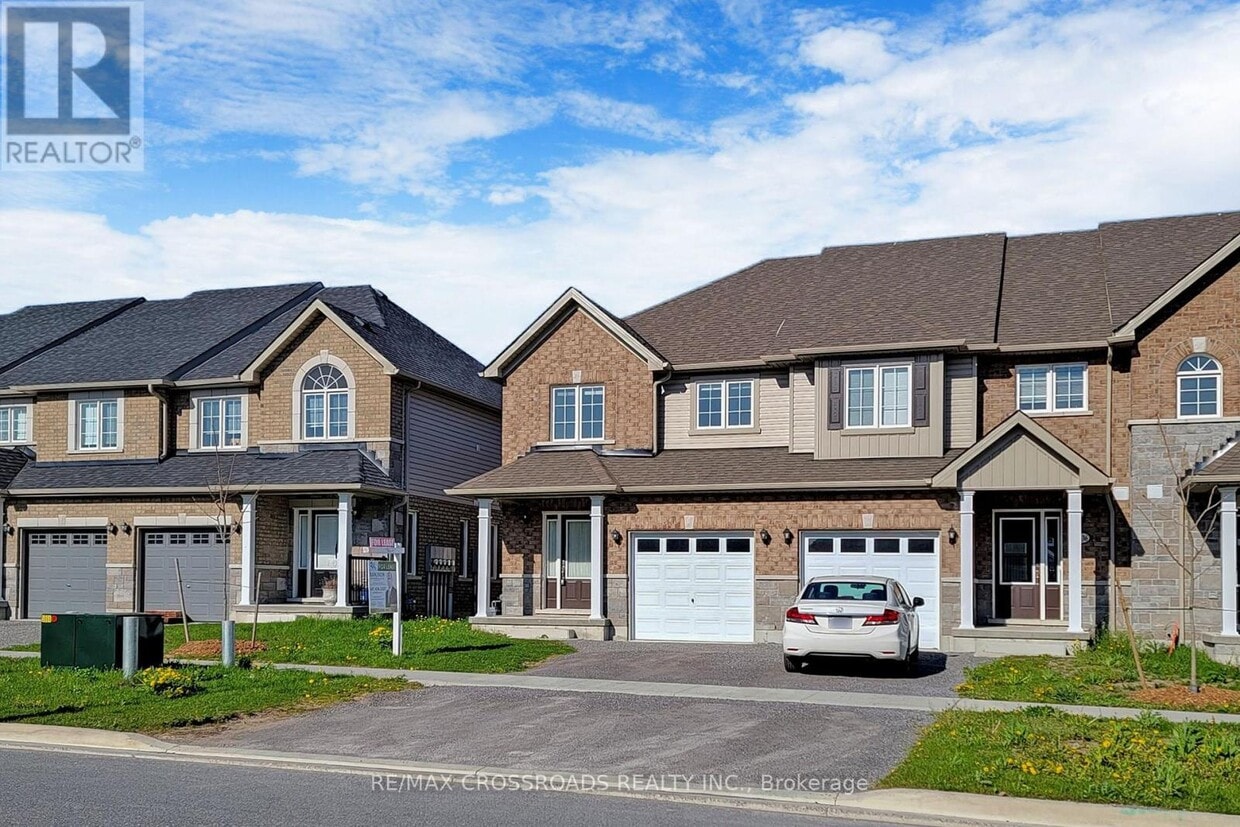 Building Photo - 1634 Hetherington Dr