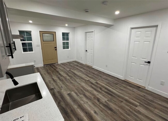 Photo - 2566 Broadway Townhome