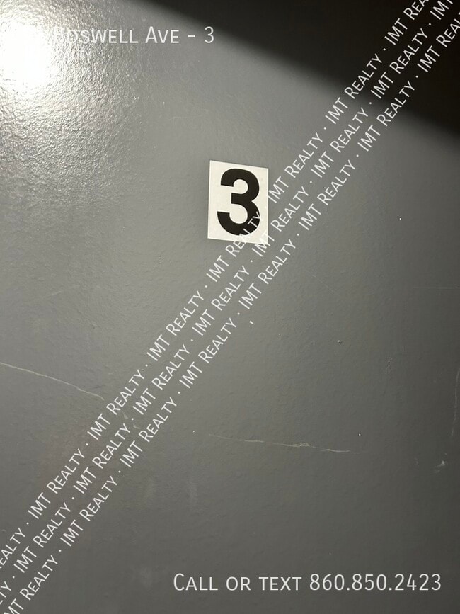 Foto del edificio - 92 Boswell Ave