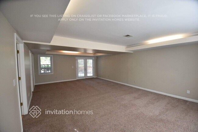 Building Photo - 380 Ashland Manor Dr