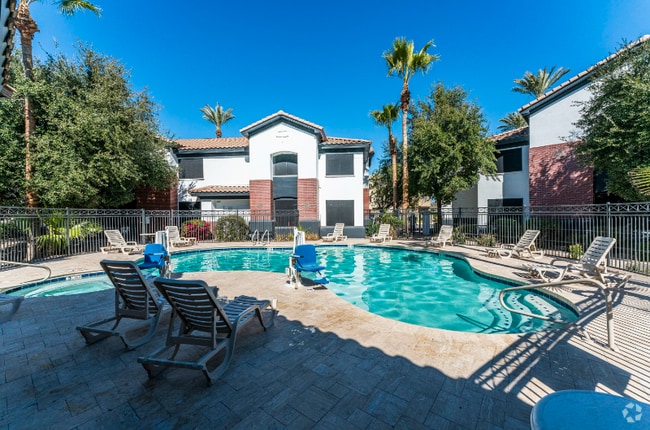 Building Photo - 5858 W Chandler Blvd