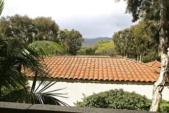 Building Photo - 134 Por La Mar Cir
