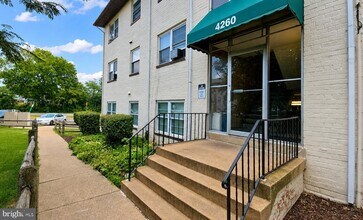 Building Photo - 4260 Buckman Rd