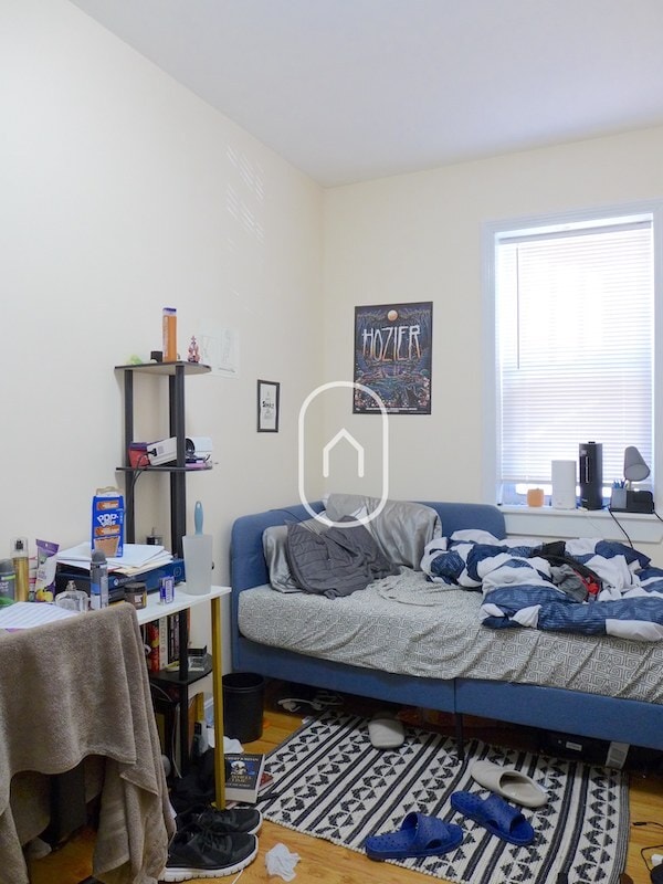 Building Photo - 662 Massachusetts Ave