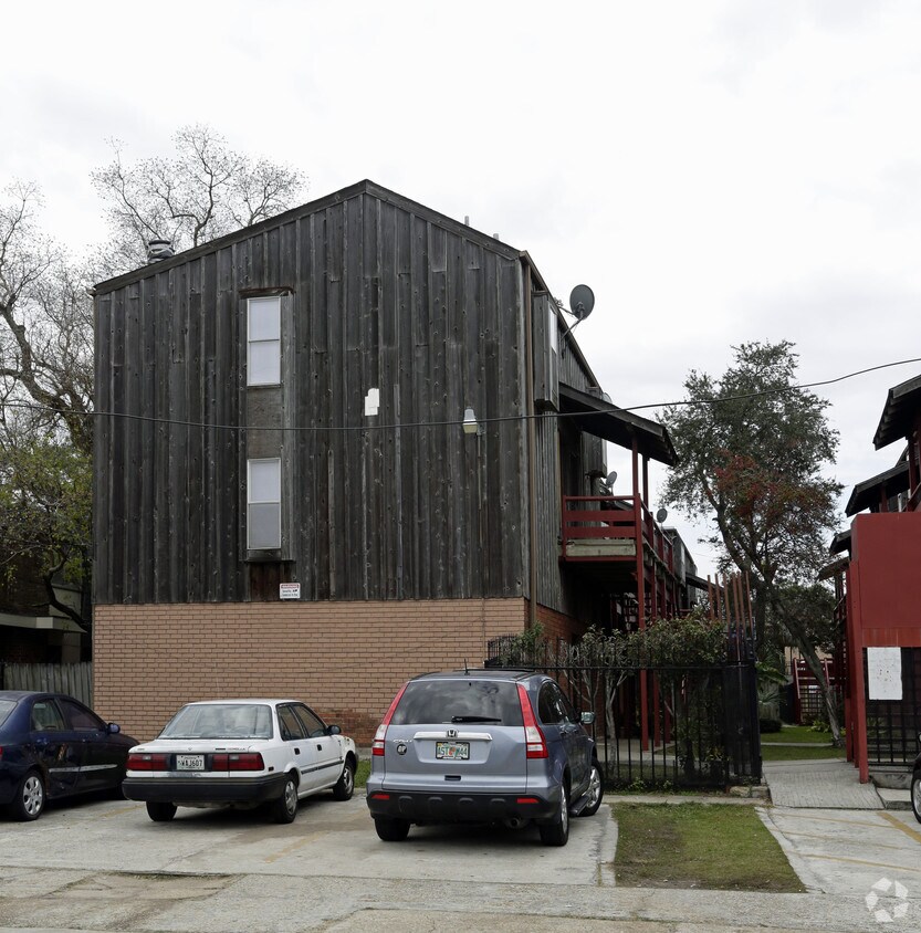 Yaseen Apartments Apartments in Metairie, LA