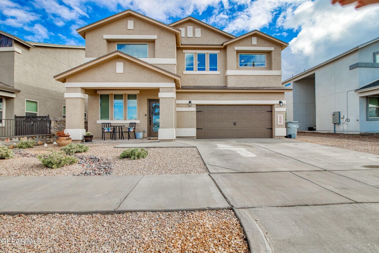 Foto principal - 4528 McBee Ct