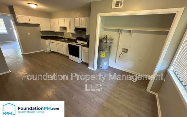 Foto del edificio - 3414 Eastport Cove