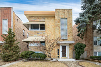 Building Photo - 1919 Oak Park Ave