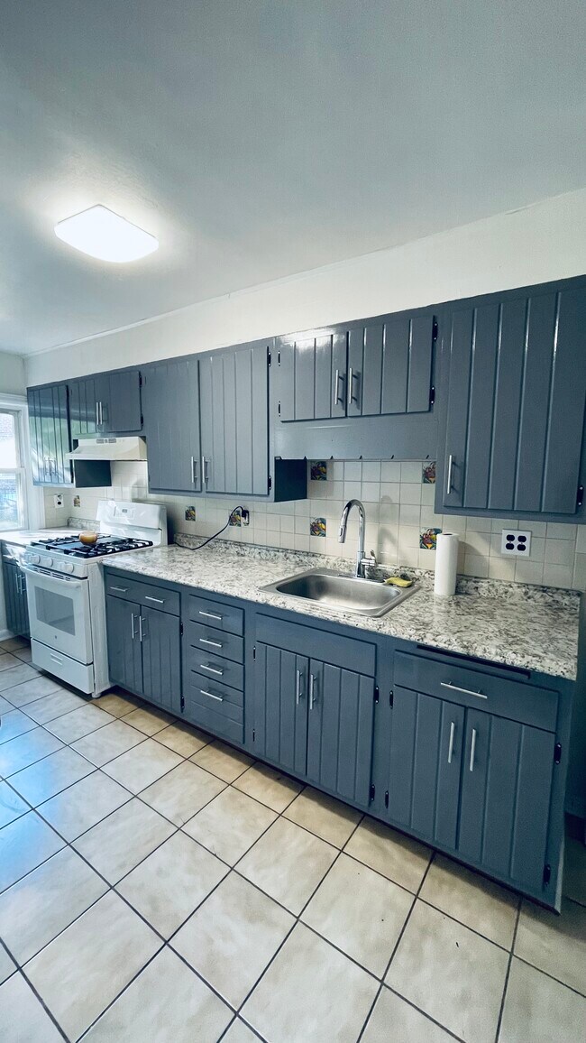 Foto del edificio - 5834 Weymouth St