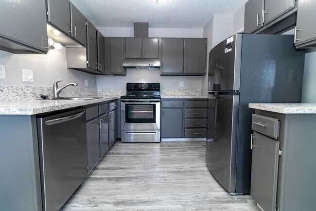 Foto del edificio - Spacious 2 bedroom apartment at French Cha...