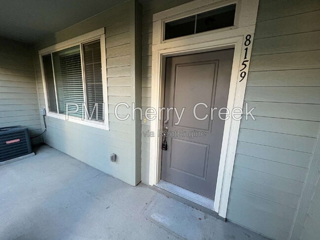 Building Photo - 8159 S Akron Ct
