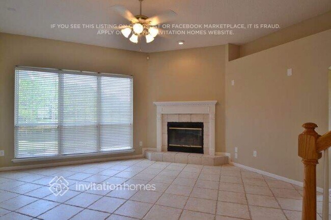 Building Photo - 12027 Brandon Lake Dr