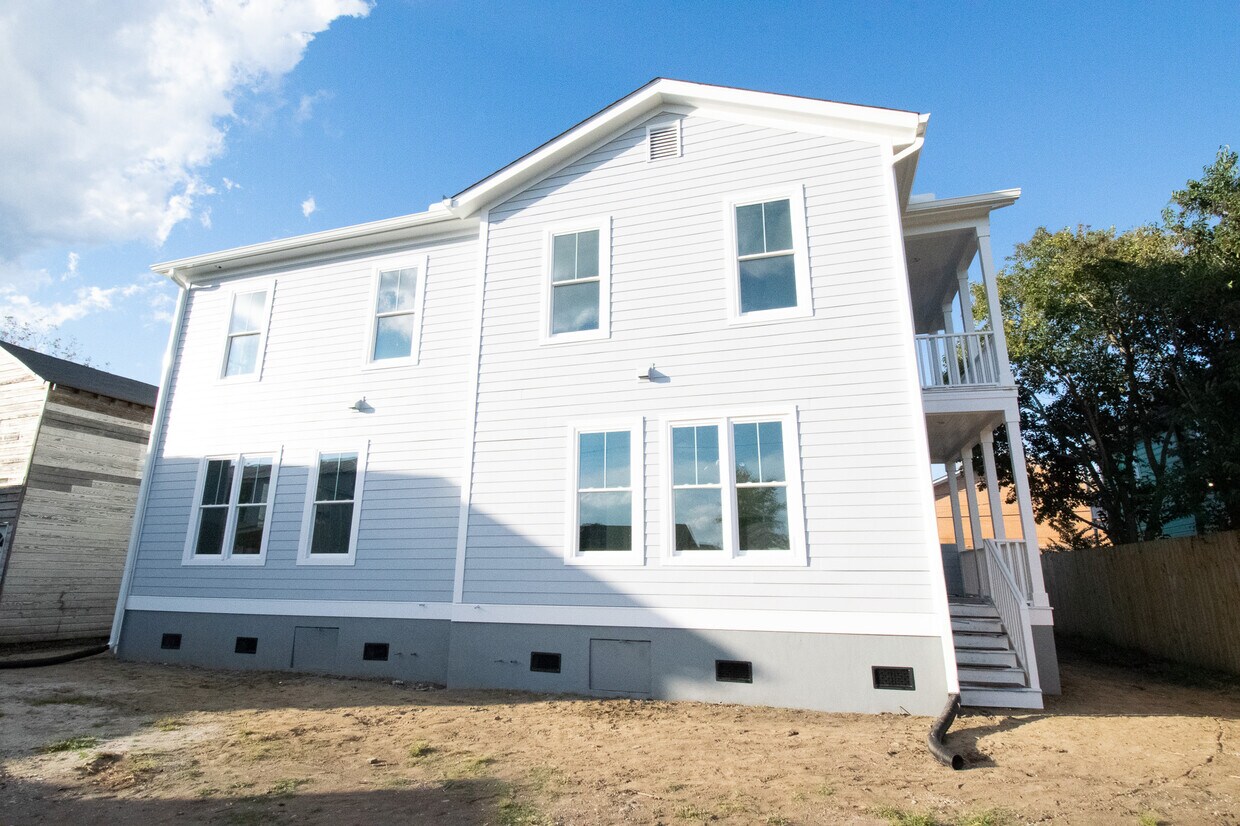 Foto del edificio - 195 Romney St